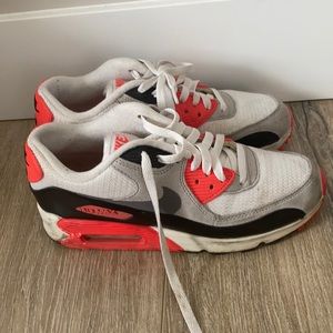 Infrared Nike Air Max